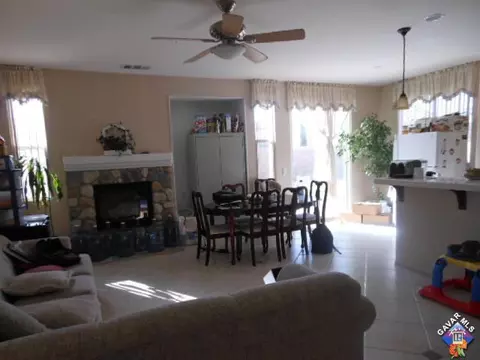 43839 Elena Ct, Lancaster, CA 93536 photo 3