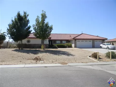 2734 Desert Rose Dr, Lancaster, CA 93536 photo 1