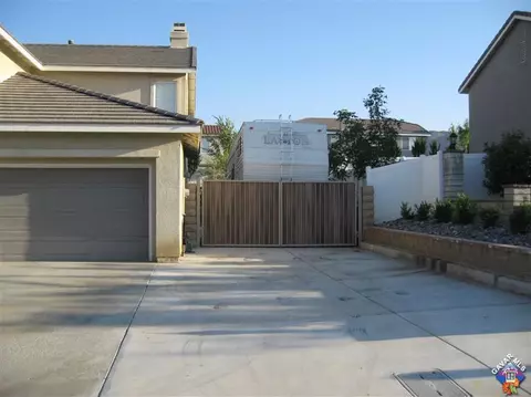 7332 Ridge View Dr, Lancaster, CA 93536 photo 4