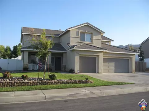 7332 Ridge View Dr, Lancaster, CA 93536 photo 1
