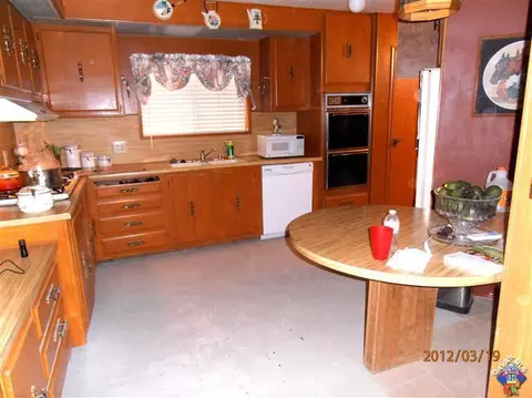 47261 92nd St, Lancaster, CA 93536 photo 2
