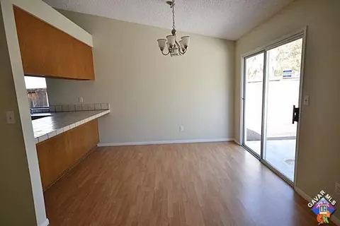 44116 Fenhold St, Lancaster, CA 93535 photo 3