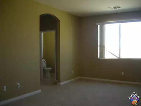 1825 E Lingard St, Lancaster, CA 93535 photo 5