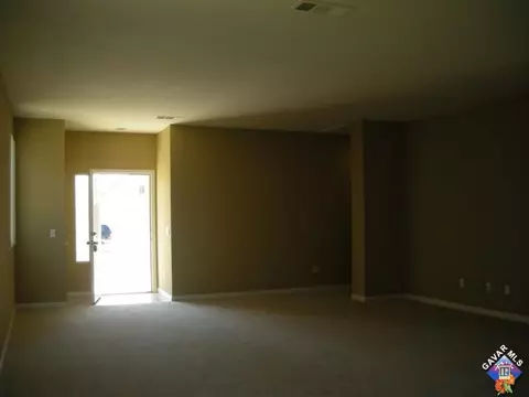 1825 E Lingard St, Lancaster, CA 93535 photo 8