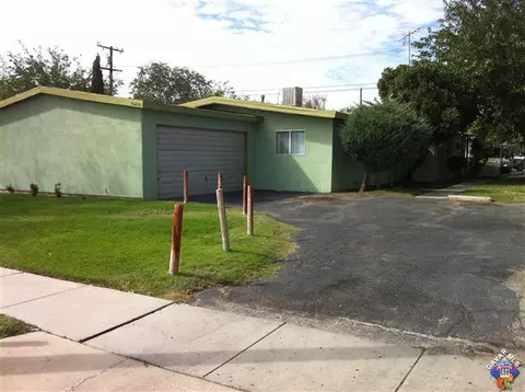 45427 Cedar Ave, Lancaster, CA 93534 photo 1