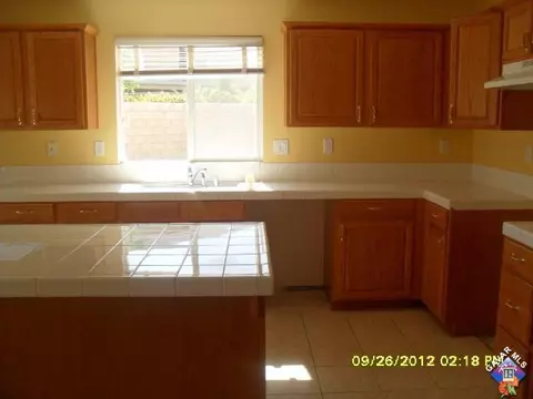 45658 Caledonia Ct, Lancaster, CA 93534 photo 3