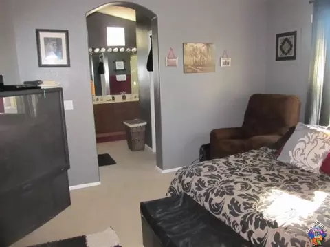 45539 Barrymore Ave, Lancaster, CA 93534 photo 6