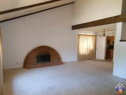 44534 12th St, Lancaster, CA 93535 photo 2