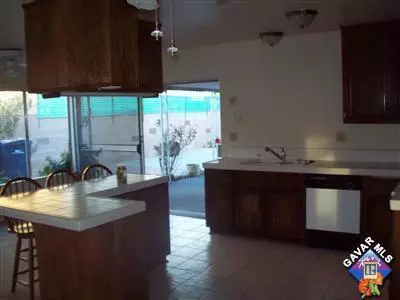 44738 Fenhold St, Lancaster, CA 93535 photo 5