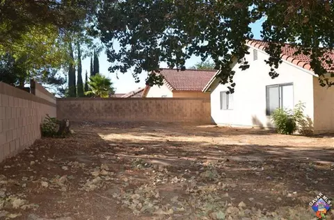 3032 Avenue S4 E, Palmdale, CA 93550 photo 10