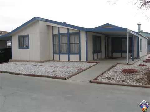 45465 25th St # 10, Lancaster, CA 93535 photo 2