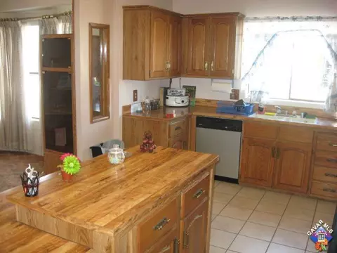45465 25th St # 10, Lancaster, CA 93535 photo 5