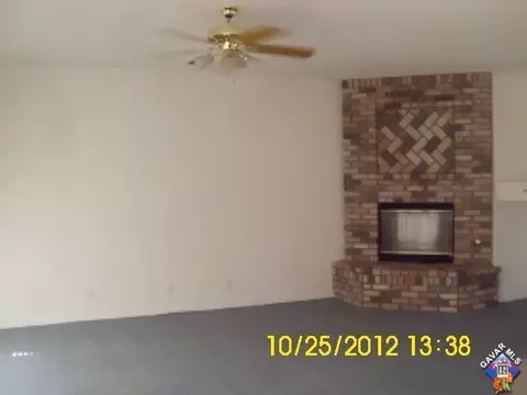 2706 End Ct, Lancaster, CA 93536 photo 8