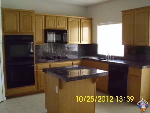 2706 End Ct, Lancaster, CA 93536 photo 6