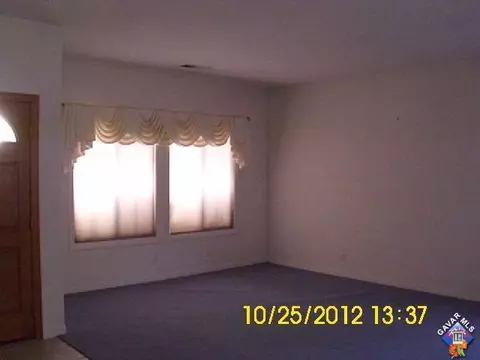 2706 End Ct, Lancaster, CA 93536 photo 4