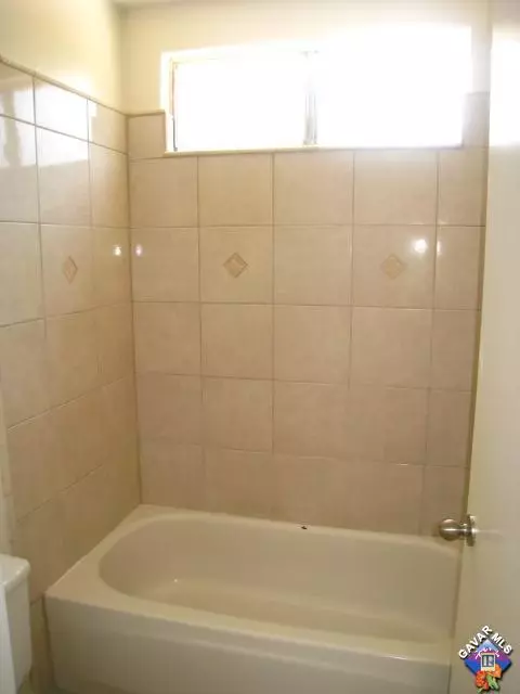44057 Andale Ave, Lancaster, CA 93535 photo 8