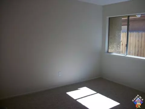 44057 Andale Ave, Lancaster, CA 93535 photo 10