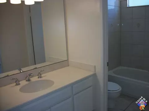 44057 Andale Ave, Lancaster, CA 93535 photo 7