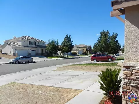 2011 Astor Ct, Lancaster, CA 93536 photo 3