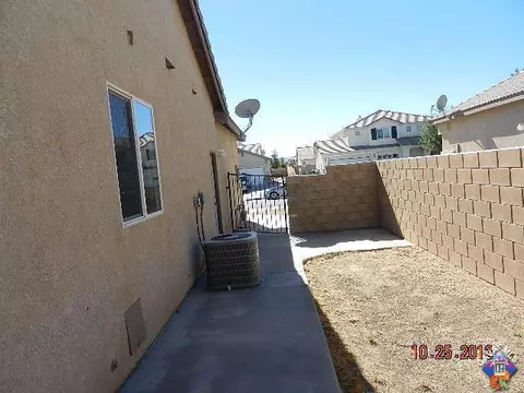 2011 Astor Ct, Lancaster, CA 93536 photo 22