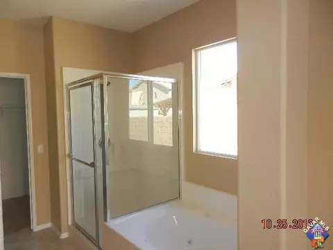 2011 Astor Ct, Lancaster, CA 93536 photo 14