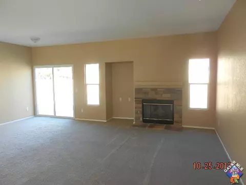 2011 Astor Ct, Lancaster, CA 93536 photo 4