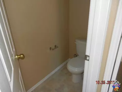 2011 Astor Ct, Lancaster, CA 93536 photo 16