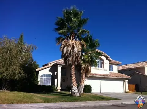 44556 Shadowcrest Dr, Lancaster, CA 93536 photo 3