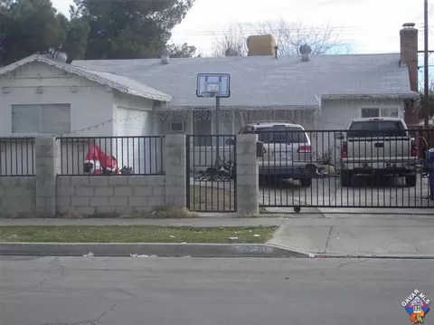 38540 3rd St, Palmdale, CA 93550 photo 1