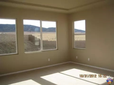7152 La Sarra Dr, Lancaster, CA 93536 photo 18