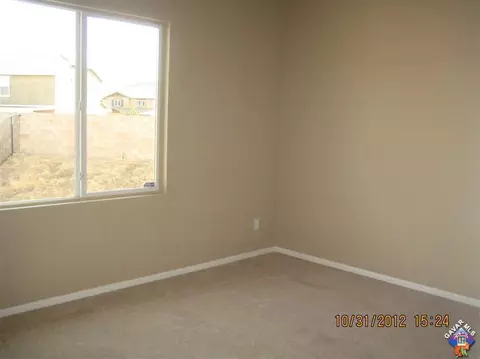 7152 La Sarra Dr, Lancaster, CA 93536 photo 30
