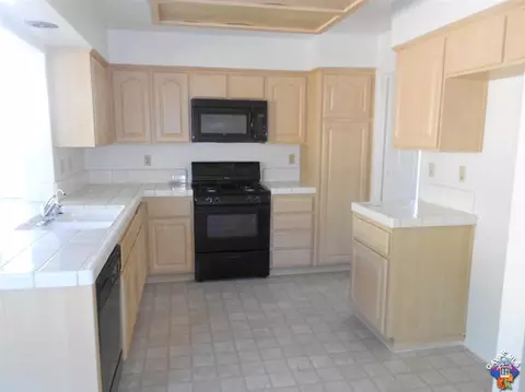 37623 16th St, Palmdale, CA 93550 photo 5