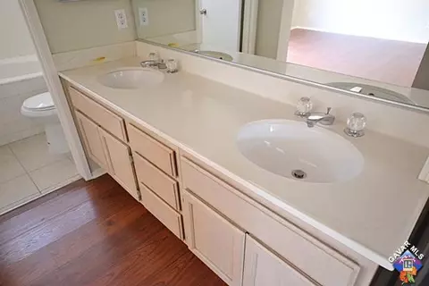 36865 32nd St, Palmdale, CA 93550 photo 9