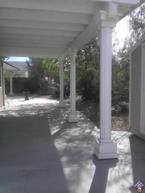 42909 Flag St, Lancaster, CA 93536 photo 2