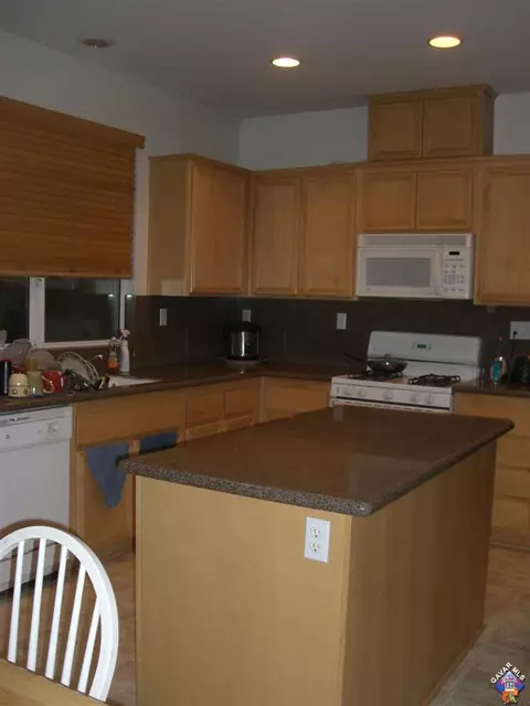 43224 Yaffa St, Lancaster, CA 93535 photo 8