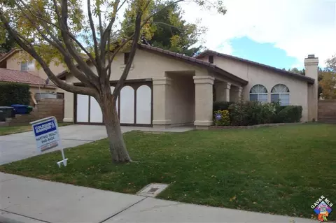 43833 Silver Bow Rd, Lancaster, CA 93535 photo 1