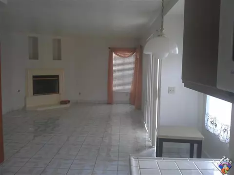 44249 Sundell Ave, Lancaster, CA 93536 photo 3