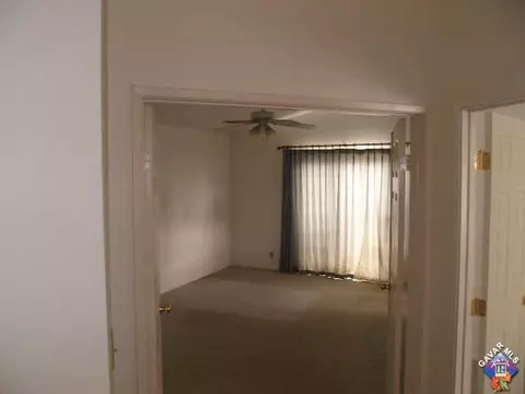 43254 32nd St E, Lancaster, CA 93535 photo 3