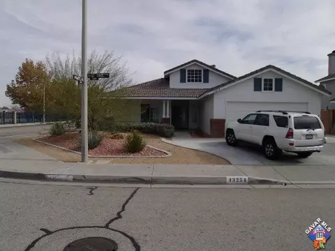 43254 32nd St E, Lancaster, CA 93535 photo 1