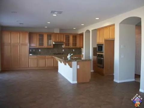 2121 Shellbark Ct, Palmdale, CA 93551 photo 7