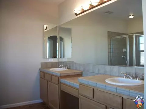 2121 Shellbark Ct, Palmdale, CA 93551 photo 22