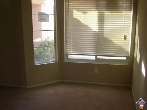 37026 E 42nd St, Palmdale, CA 93552 photo 4