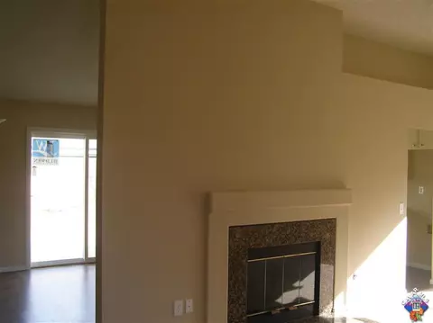 37026 E 42nd St, Palmdale, CA 93552 photo 2