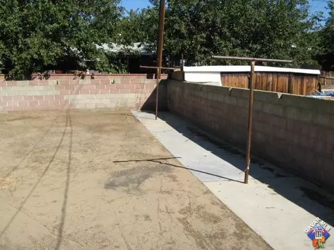 44366 3rd St, Lancaster, CA 93535 photo 6