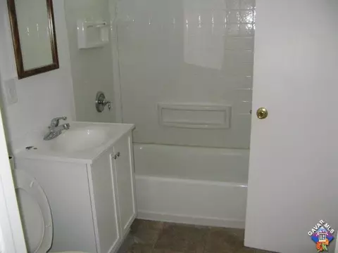 44366 3rd St, Lancaster, CA 93535 photo 3