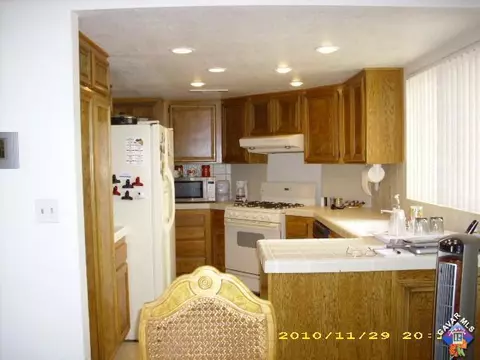 883 E Jackman St, Lancaster, CA 93535 photo 7