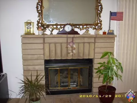 883 E Jackman St, Lancaster, CA 93535 photo 5