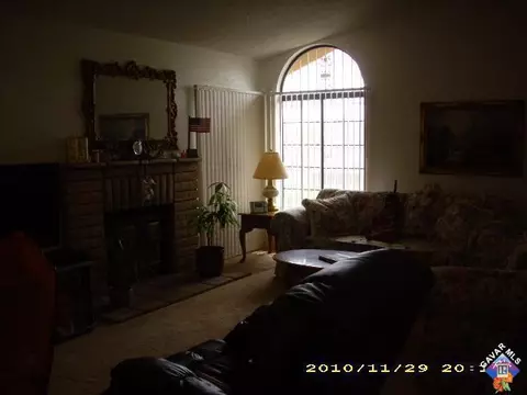 883 E Jackman St, Lancaster, CA 93535 photo 6