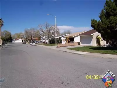 831 E Avenue J3, Lancaster, CA 93535 photo 2