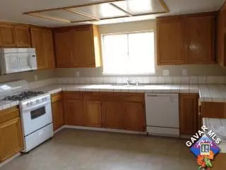 43721 David St, Lancaster, CA 93535 photo 2